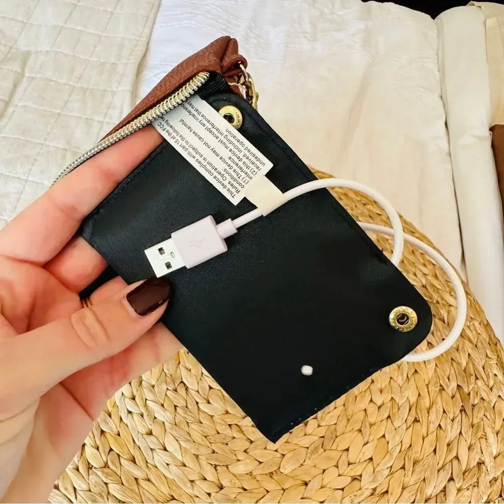 New Liz Claiborne Wristlet Charging Wallet Clutch - Picture 6 of 6